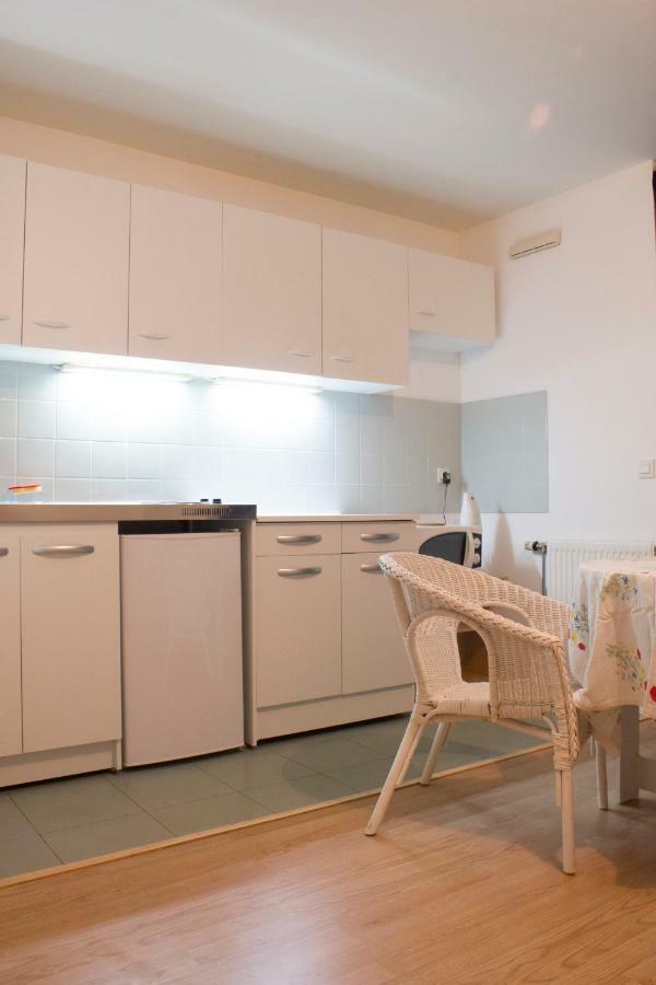 Studios De Standing - Emeraude - Lille Euralille Ngoại thất bức ảnh