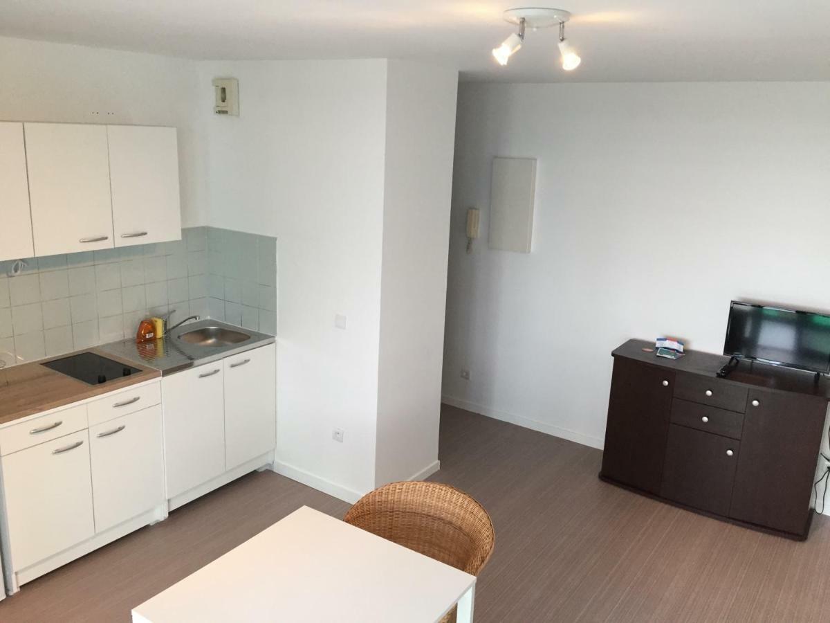 Studios De Standing - Emeraude - Lille Euralille Ngoại thất bức ảnh